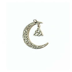 Colgante luna labrada con Triqueta